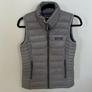 Women’s patagonia grey vest XS